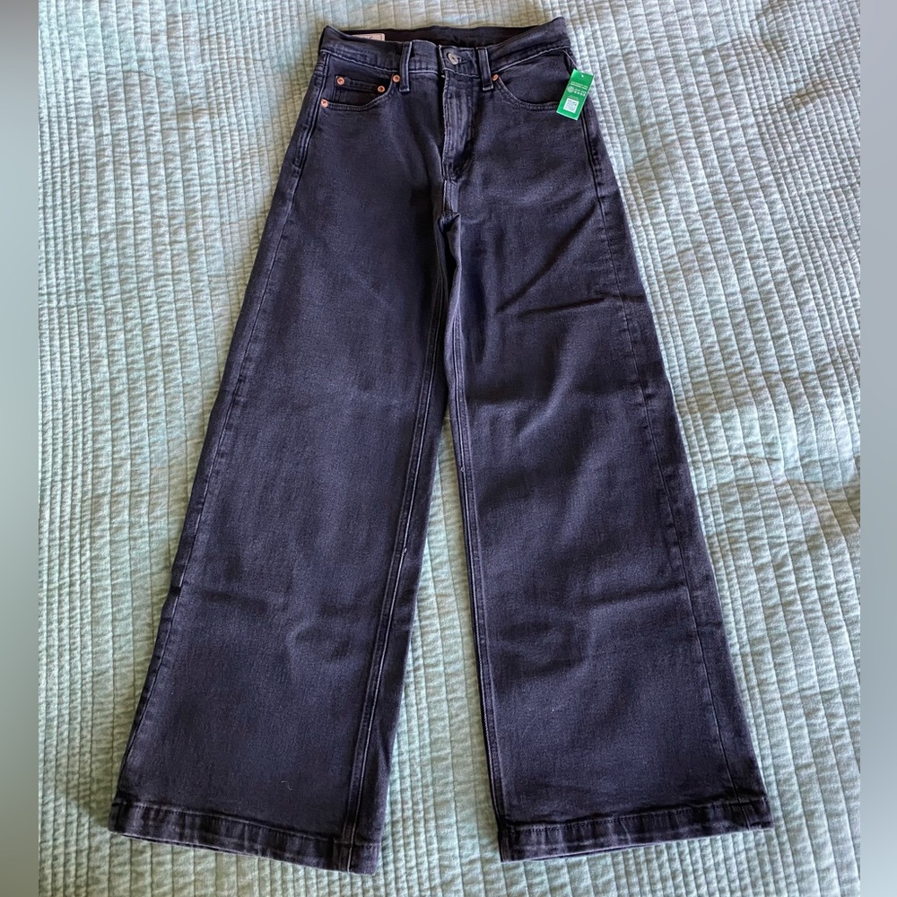 GAP High-Rise Stride Wide-Leg Jeans in Black